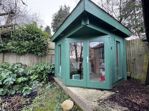 Photo 8- click for photo gallery